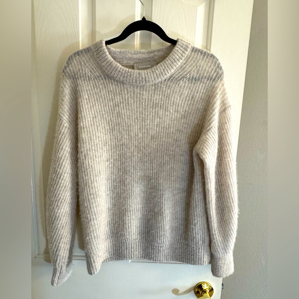 Everlane women’s S sweater